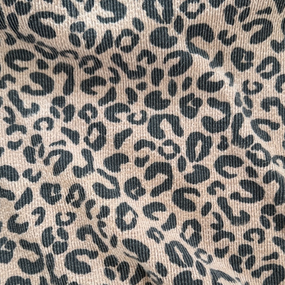 Abercrombie & Fitch Tan Patterned Sweater - Picture 4 of 4